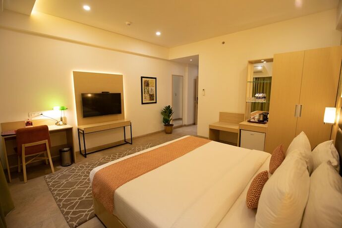 Imagen de la habitación del Hotel Shourya Residency. Foto 15
