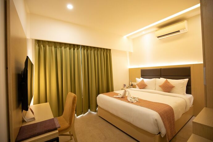 Imagen de la habitación del Hotel Shourya Residency. Foto 20