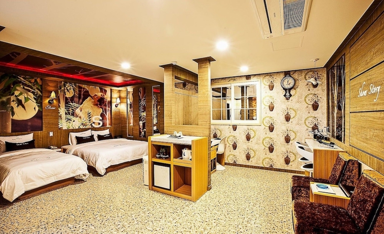 Imagen de la habitación del Hotel Show. Foto 5