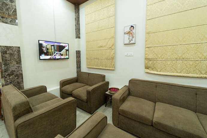 Imagen de los interiores del Hotel Shree Ganesha Residency. Foto 19