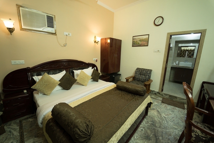 Imagen de la habitación del Hotel Shree Ganesha Residency. Foto 12