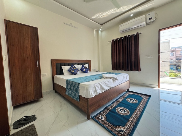 Imagen de la habitación del Hotel Shree Hanumat Kripa Dham. Foto 3