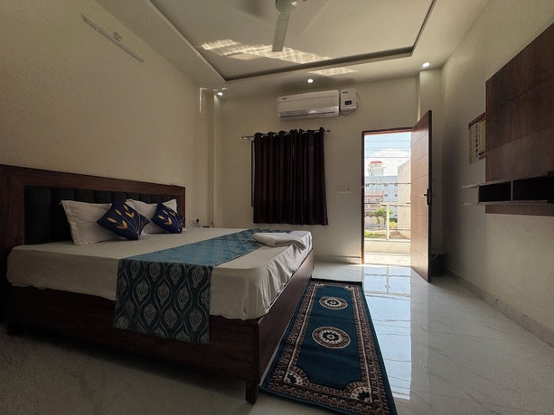 Imagen de la habitación del Hotel Shree Hanumat Kripa Dham. Foto 10