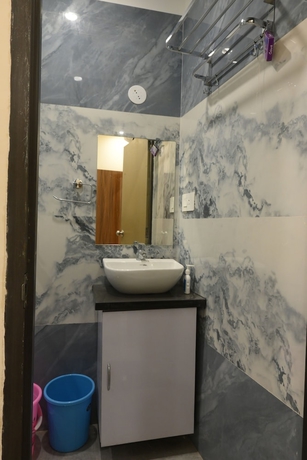 Imagen de la habitación del Hotel Shree Hari Niwas Paying Guest House. Foto 15
