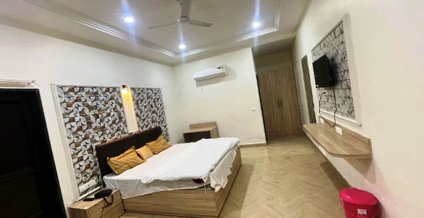 Imagen de la habitación del Hotel Shree Ji Palace. Foto 4