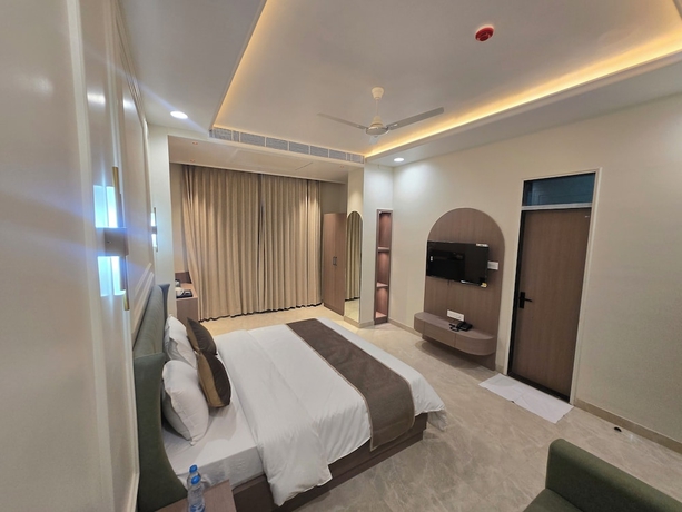 Imagen de la habitación del Hotel Shree Karni Palace. Foto 1