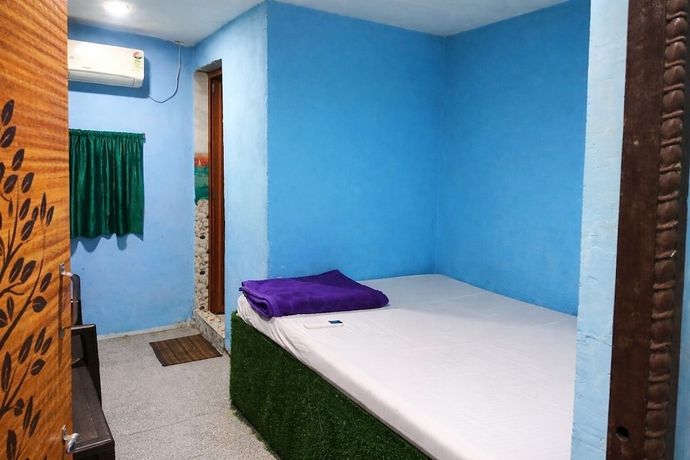 Imagen de la habitación del Hotel Shree Krishna Near Railway Station. Foto 8
