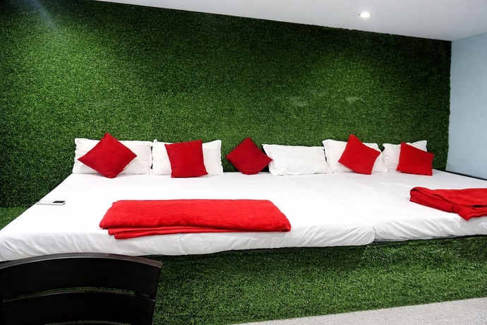 Imagen de la habitación del Hotel Shree Krishna Near Railway Station. Foto 14