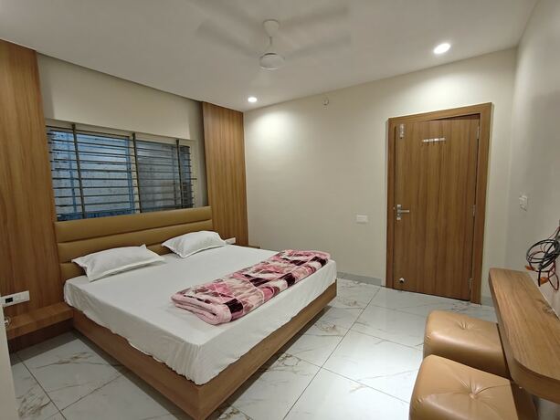 Imagen de la habitación del Hotel Shree Krishnam. Foto 9