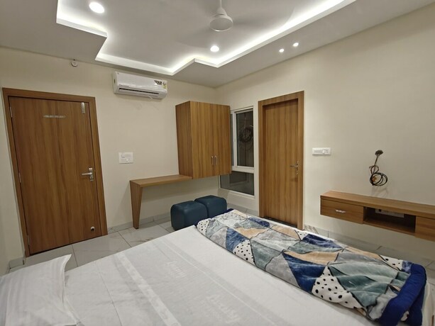 Imagen de la habitación del Hotel Shree Krishnam. Foto 12