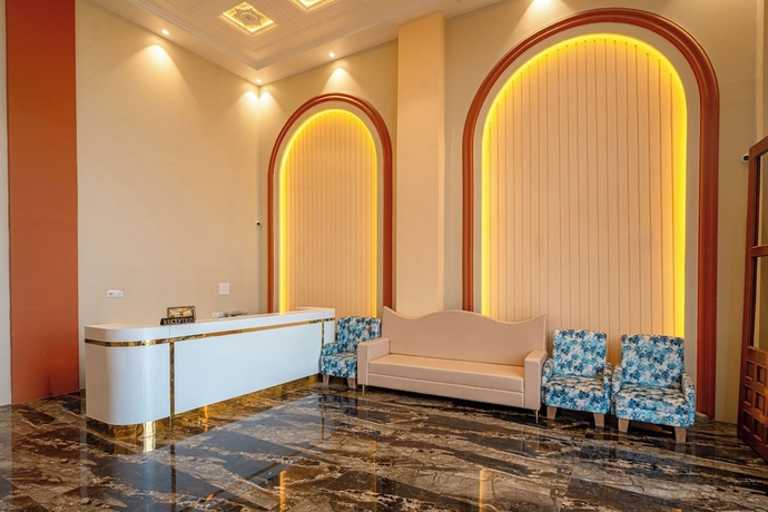 Imagen de los interiores del Hotel Shree Maa Vaishno and Resort. Foto 16