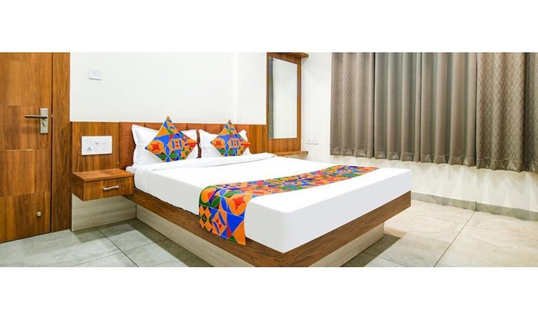 Imagen de la habitación del Hotel Shree Nakoda Paradise. Foto 6