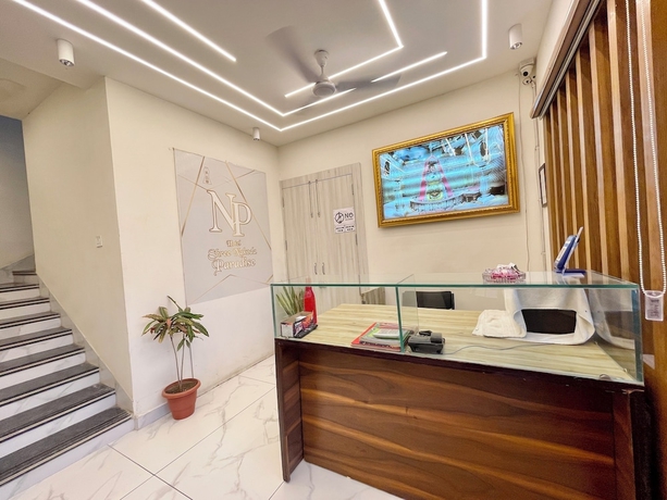 Imagen de los interiores del Hotel Shree Nakoda Paradise - Ujjain. Foto 16