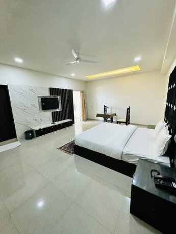 Imagen de la habitación del Hotel Shree Palace, Ujjain. Foto 21