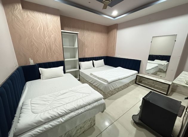 Imagen de la habitación del Hotel Shree Palace, Ujjain. Foto 5