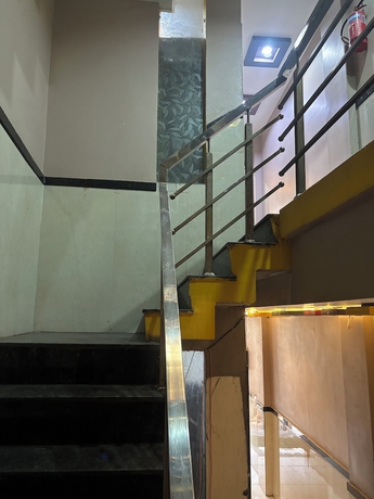 Imagen de los interiores del Hotel Shree Palace, Ujjain. Foto 13