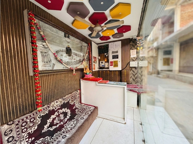 Imagen de los interiores del Hotel Shree Palace, Ujjain. Foto 16