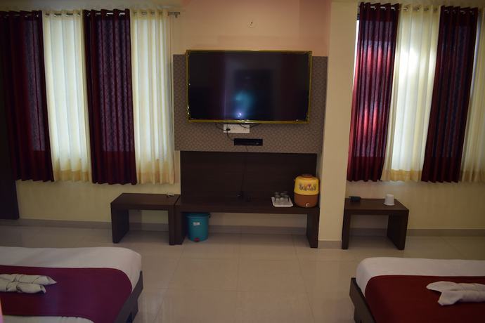Imagen de la habitación del Hotel Shree Pratham Milan. Foto 4