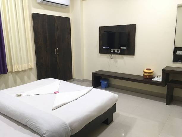 Imagen de la habitación del Hotel Shree Pratham Milan. Foto 10
