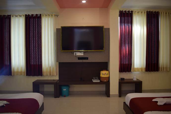 Imagen de la habitación del Hotel Shree Pratham Milan. Foto 18