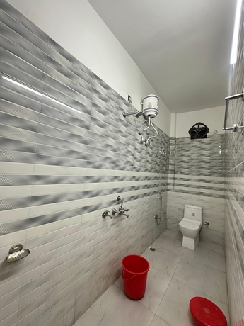 Imagen de la habitación del Hotel Shree Radhe palace. Foto 6