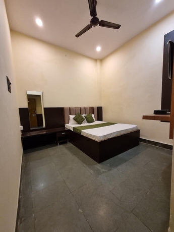 Imagen de la habitación del Hotel Shree Shivtam. Foto 5