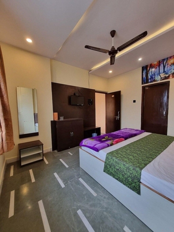 Imagen de la habitación del Hotel Shree Shivtam. Foto 8