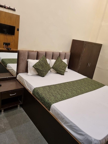 Imagen de la habitación del Hotel Shree Shivtam. Foto 11