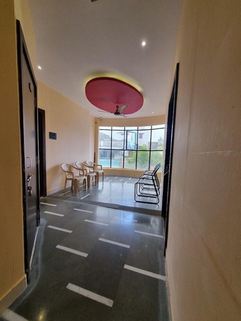 Imagen de la habitación del Hotel Shree Shivtam. Foto 15