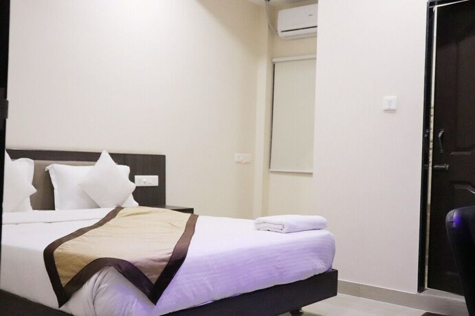 Imagen de la habitación del Hotel Shree Sidhhi Vinayak. Foto 7
