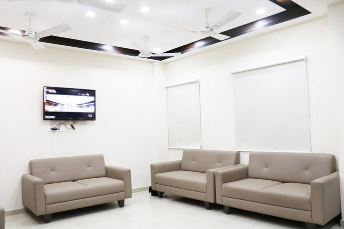 Imagen de los interiores del Hotel Shree Sidhhi Vinayak. Foto 10
