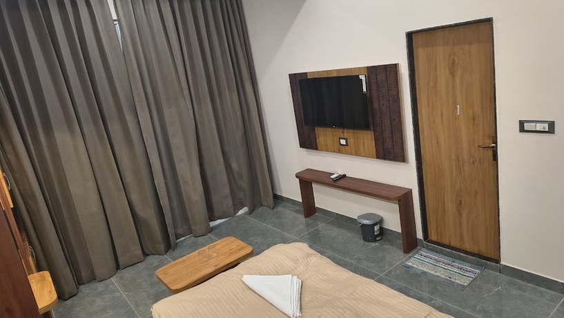 Imagen de la habitación del Hotel Shree Vallabh Resort. Foto 8
