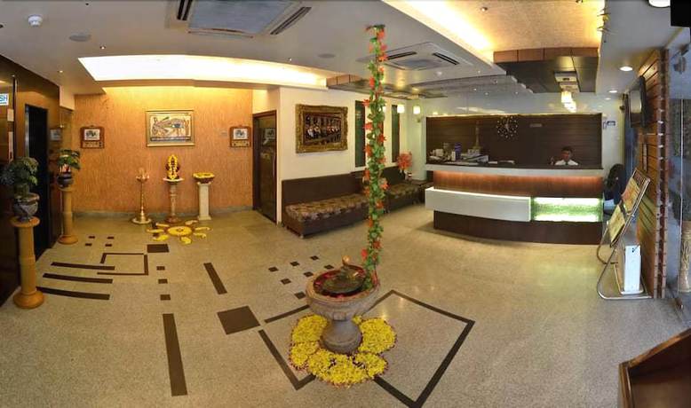 Imagen de los interiores del Hotel Shree Vatika. Foto 16