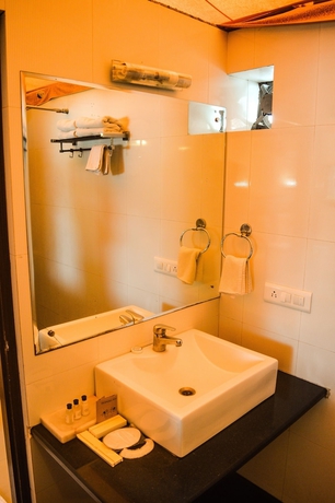 Imagen de la habitación del Hotel Shree Vilas Orchid-by Lake Pichhola, Udaipur. Foto 7