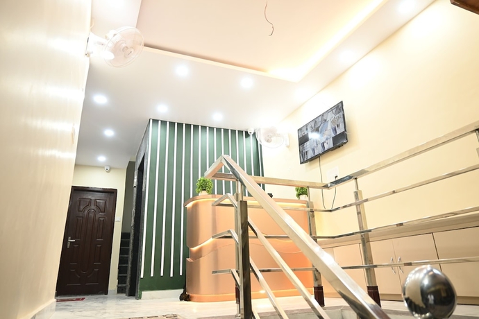 Imagen de los interiores del Hotel Shree sundram residency by clovetree. Foto 16