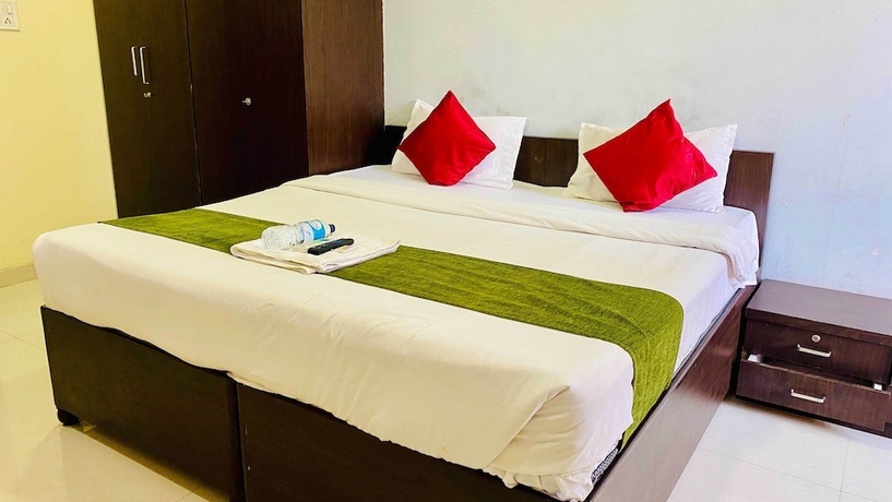 Imagen de la habitación del Hotel Shreeji. Foto 3