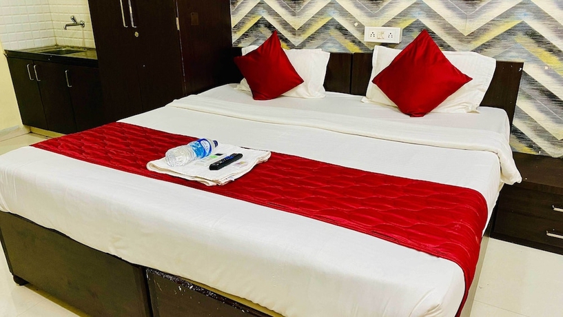 Imagen de la habitación del Hotel Shreeji. Foto 6