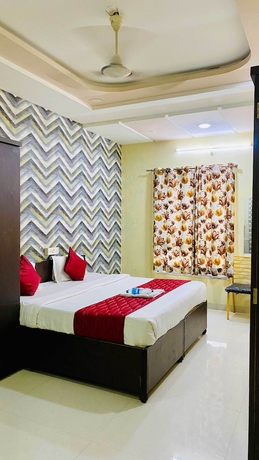 Imagen de la habitación del Hotel Shreeji. Foto 11