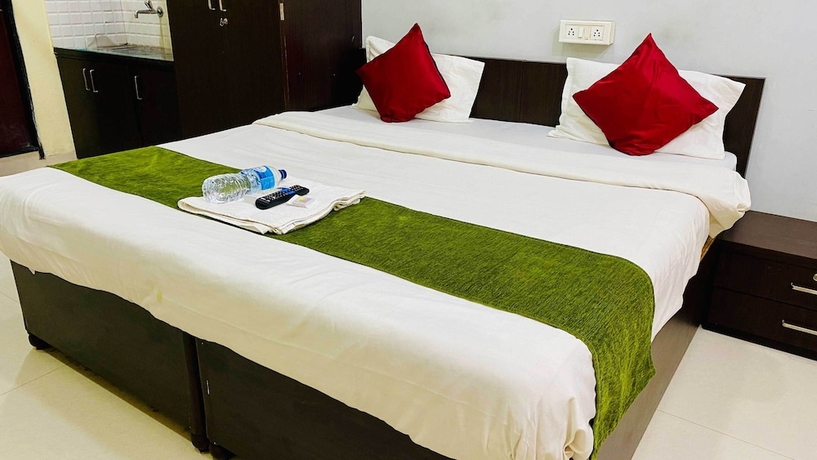 Imagen de la habitación del Hotel Shreeji. Foto 14
