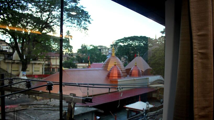 Imagen de los exteriores del Hotel Shreemoyee Inn. Foto 30
