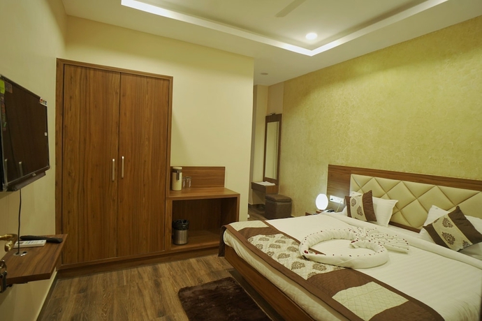 Imagen de la habitación del Hotel Shreenath Resort. Foto 3
