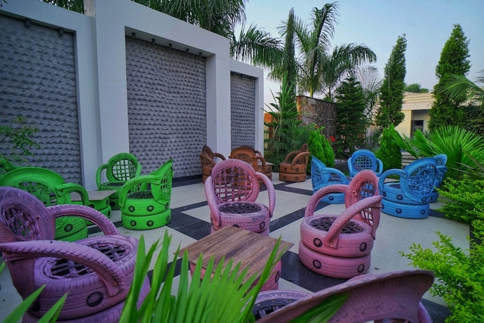 Imagen de los interiores del Hotel Shreenath Resort. Foto 16