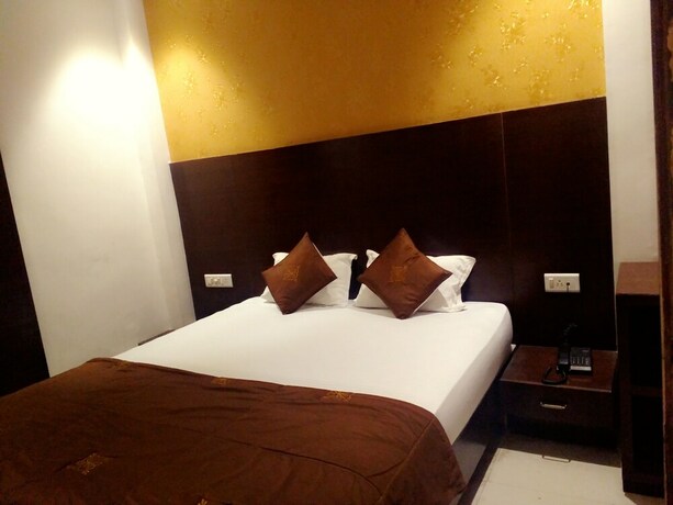 Imagen de la habitación del Hotel Shreeram. Foto 29