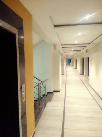 Imagen de los interiores del Hotel Shreeram. Foto 38