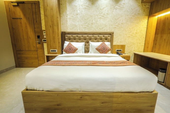 Imagen de la habitación del Hotel Shri Damodar Dham. Foto 5