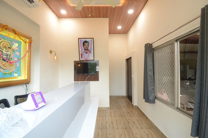 Imagen de los interiores del Hotel Shri Dhwaja Inn. Foto 15