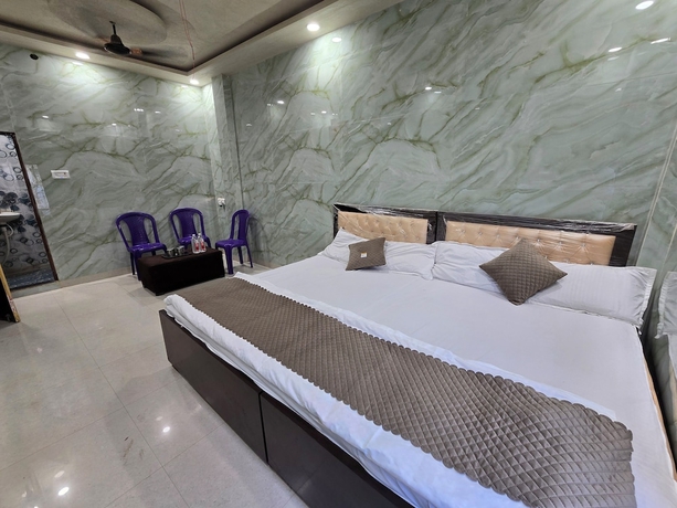Imagen de la habitación del Hotel Shri Ganga Palace. Foto 5
