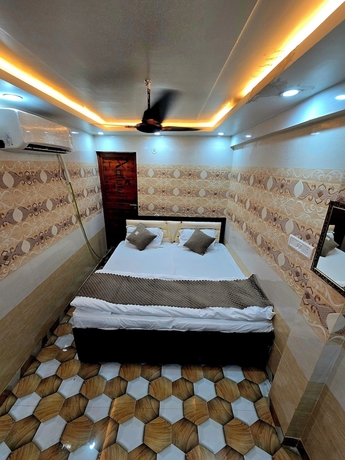 Imagen de la habitación del Hotel Shri Ganga Palace. Foto 8
