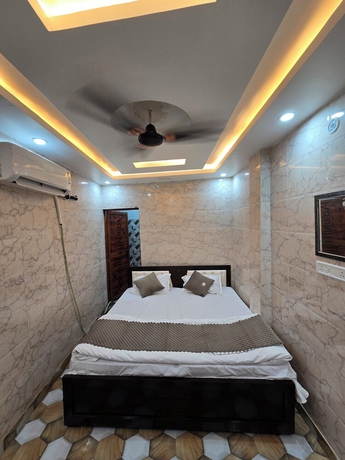 Imagen de la habitación del Hotel Shri Ganga Palace. Foto 10