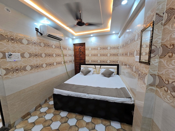 Imagen de la habitación del Hotel Shri Ganga Palace. Foto 11